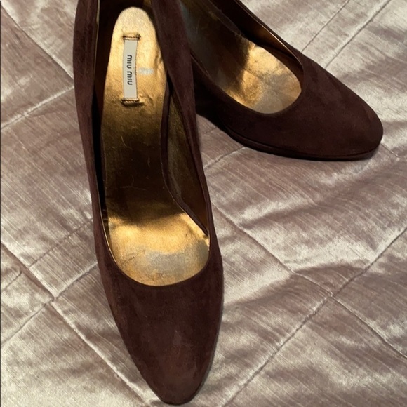 Miu MIU Brown Suede Platform Pumps - Picture 7 of 14